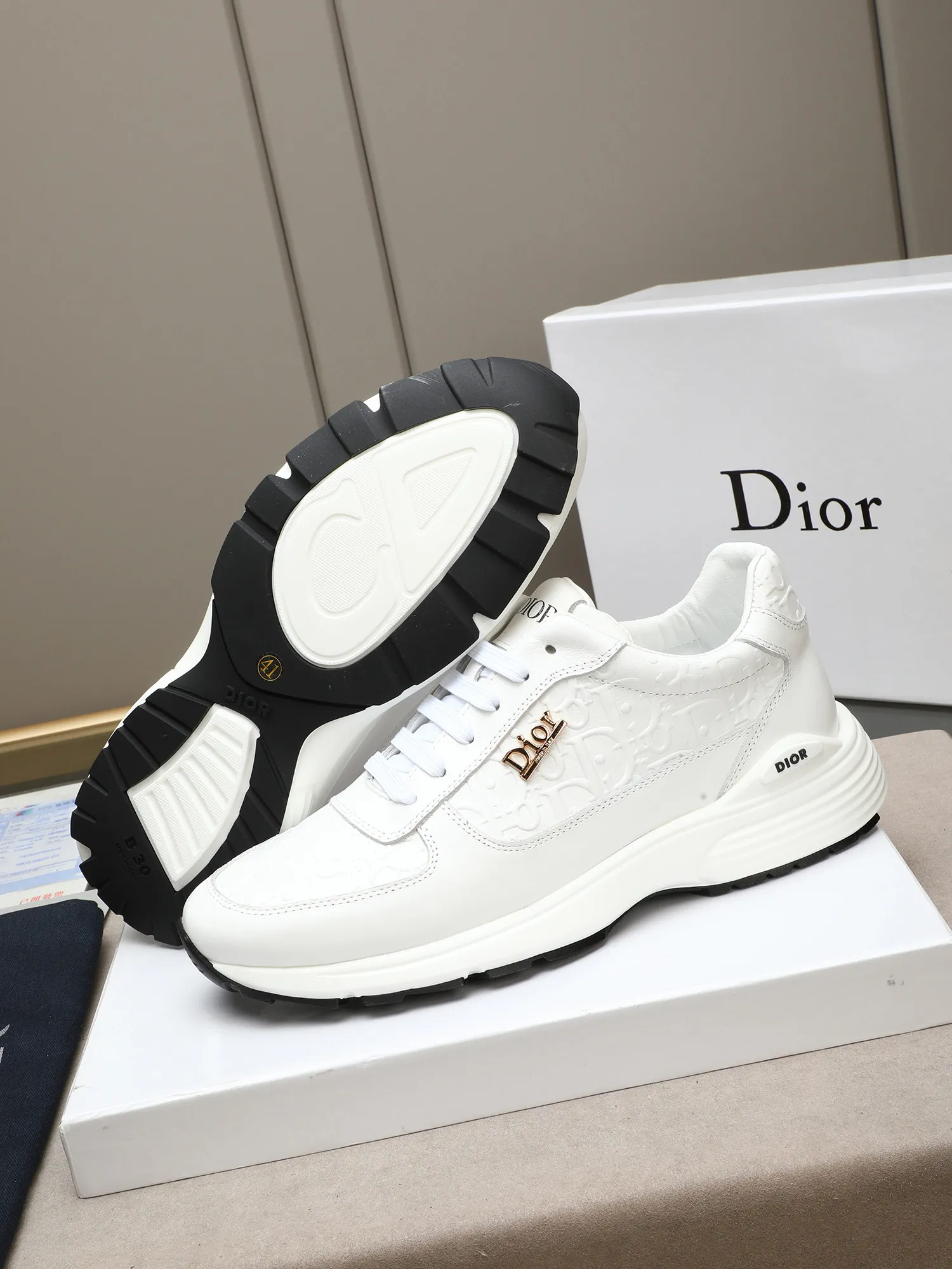 🆕🆕🆕Men's Shoes💰P460 Dior's avant-garde and versatile fashionable men's shoes are privately modeled, calfskin embossed, fashionable, simple, stylish, more eye-catching and more classy. It will subvert the old idea and be a must-have for fashionistas who want to spend time with you! Must keep it for yourself! High-end comfort and low-end, high-end quality workmanship. Code number: 38-44 (45 customized) 3 colors for your choice [kiss][kiss][kiss]